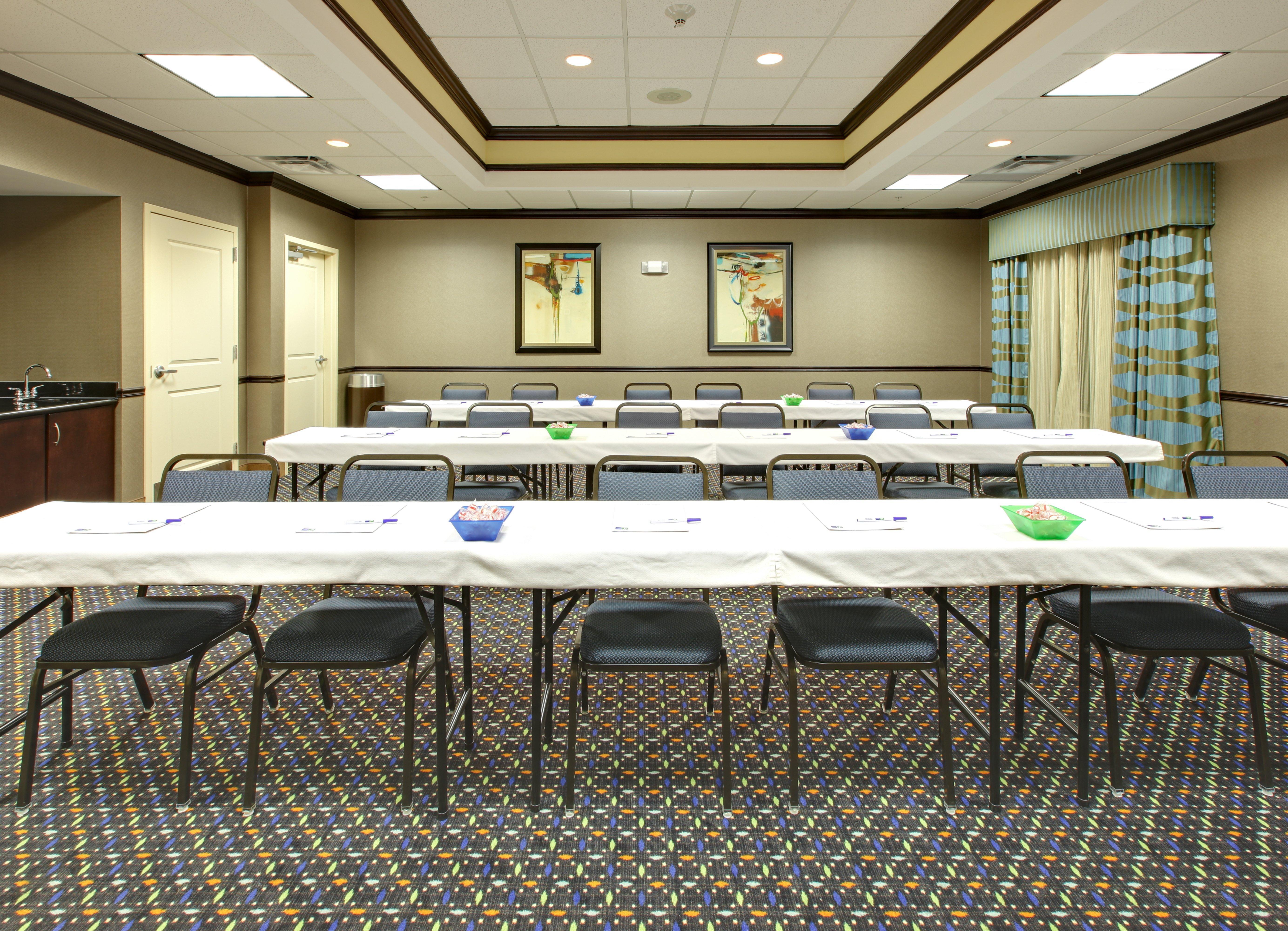 Holiday Inn Express & Suites Covington By Ihg Exterior foto